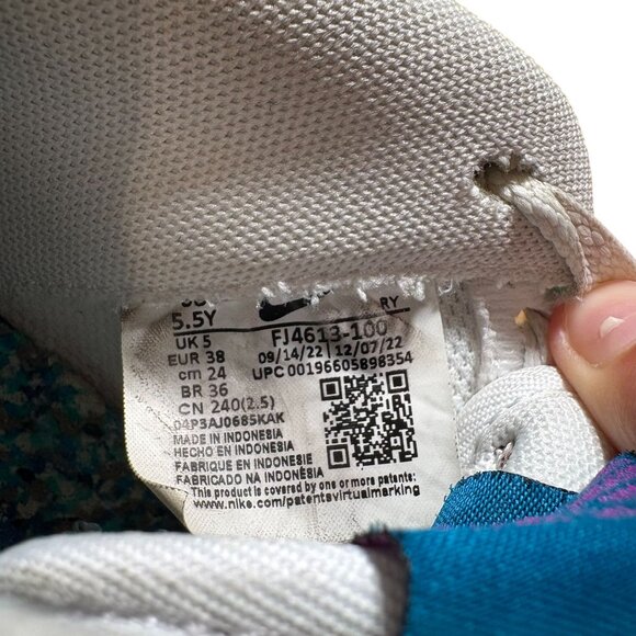 Nike Air Force 1 LV8 AP Kids Size 5.5Y in Spring Green/White/Green Abyss - Picture 8 of 8